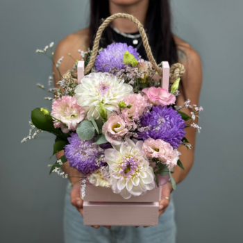 Цветы в ящике Лунный свет