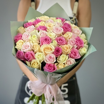 Букет из 151 нежной розы 60 см