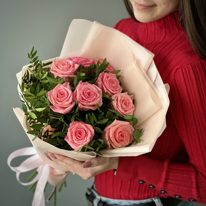 Букет из розовых роз Рассвет