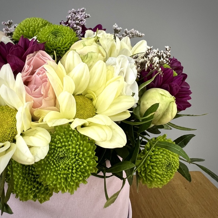 Цветы в коробке Бэлла