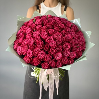 Букет из 151 малиновой розы 50 см