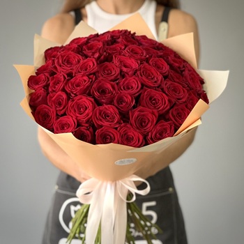 Букет из 51 красной розы 40 см