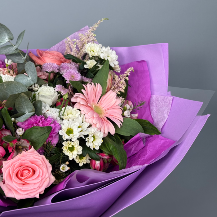 Букет Заклинание фиалки