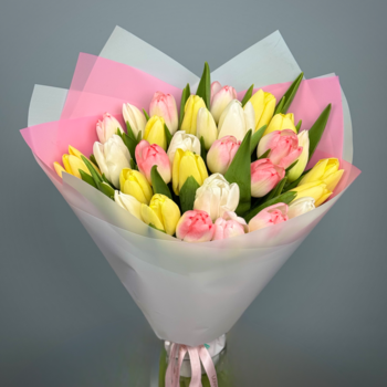 Букет из 31 тюльпанов нежный микс