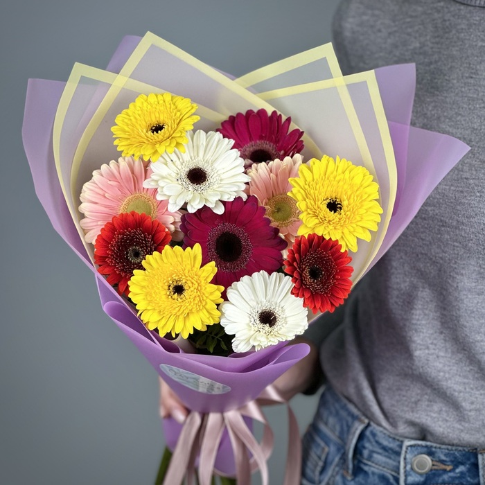 Букет из 11 гербер микс