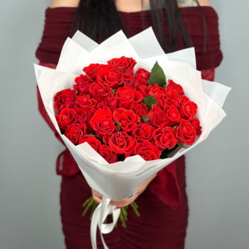 Букет из 31 красной розы Эль-торо 50 см