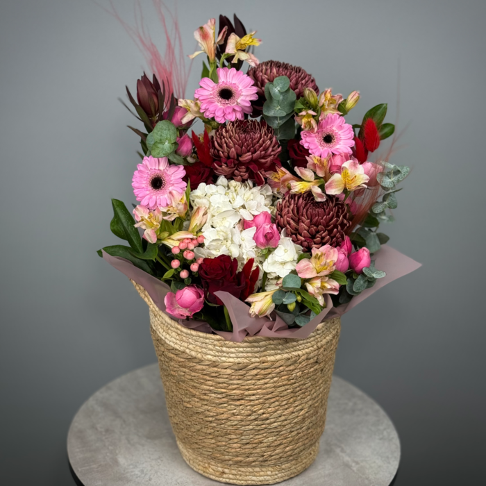 Цветы в корзине Флоренция