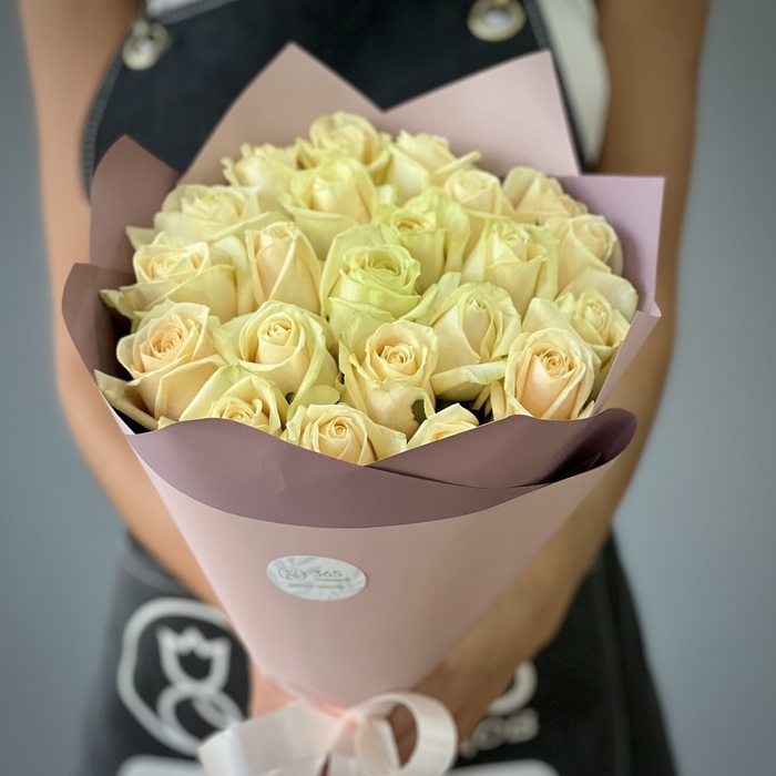 Букет из 1 кремовой розы 60 см