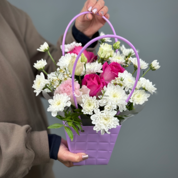 Цветы в коробке Небольшое чудо