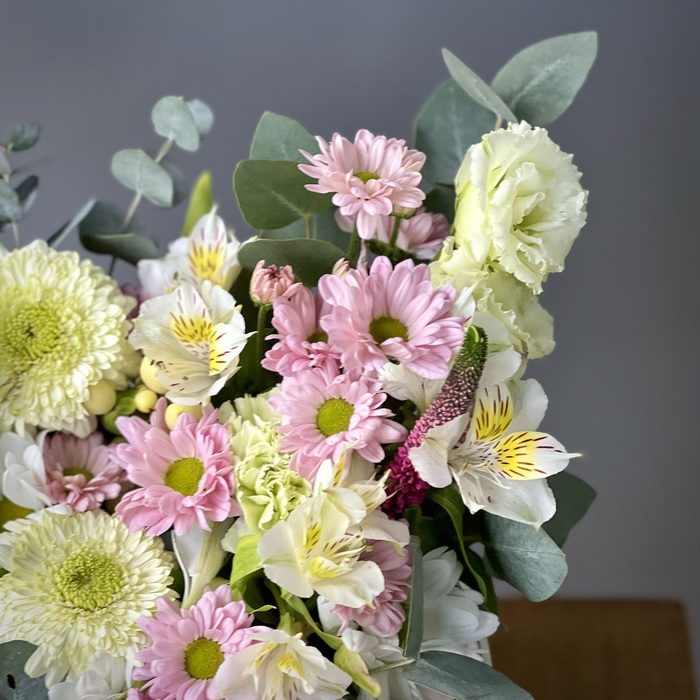 Цветы в корзине Воздух