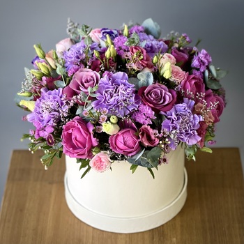 Цветы в коробке Варда