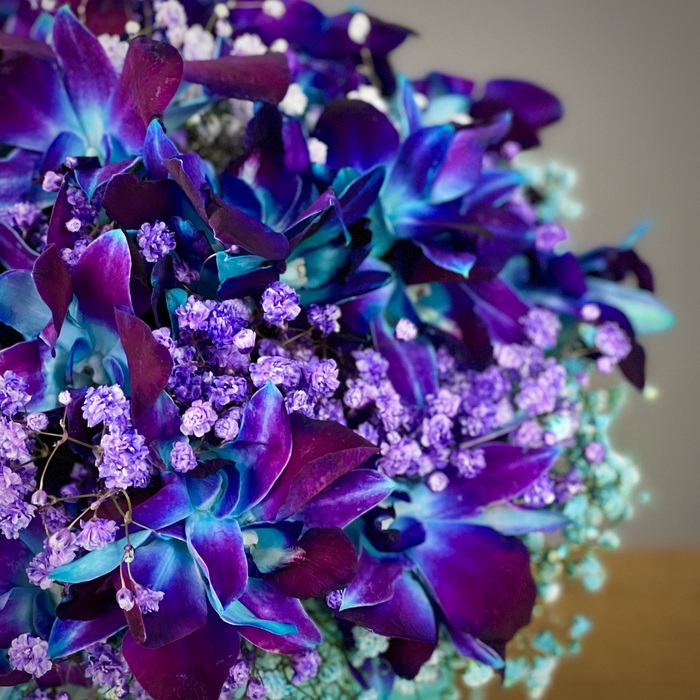 Цветы в коробке Космик