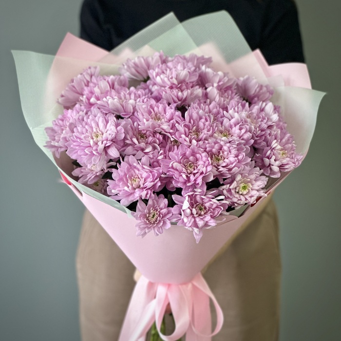 Букет из 1 розовых кустовых хризантем